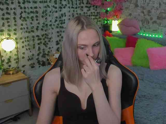 GinaGinaLove webcam