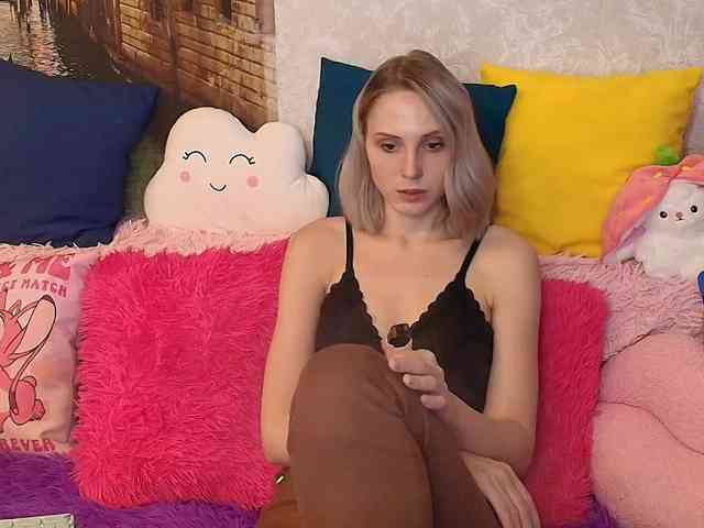 GinaGinaLove webcam