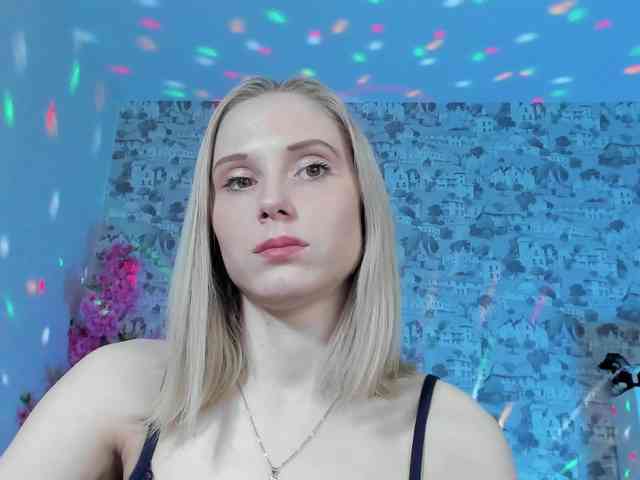 GinaGinaLove webcam