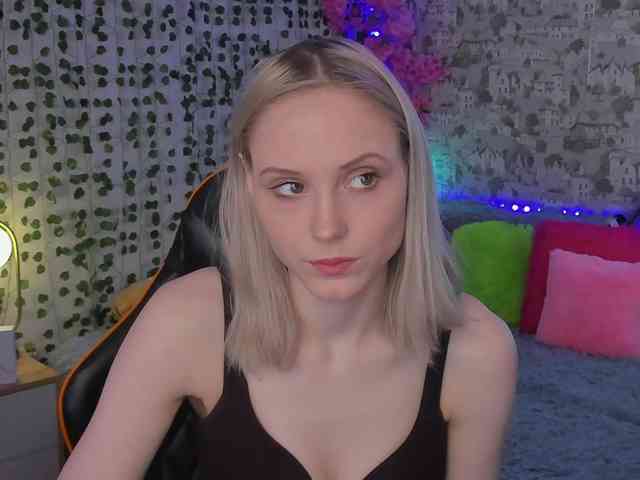 GinaGinaLove webcam