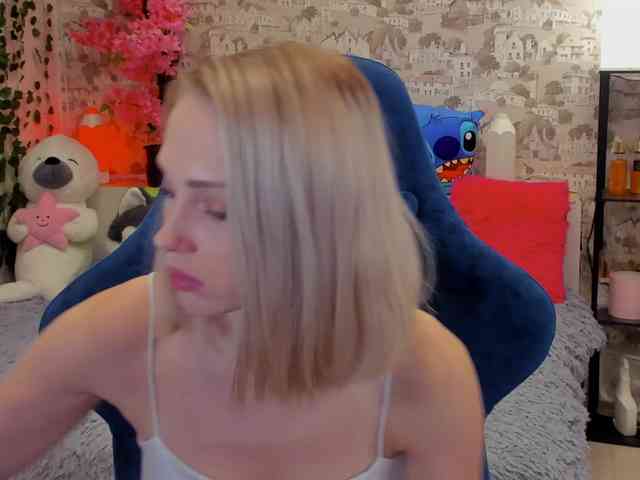 GinaGinaLove webcam