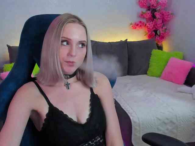 GinaGinaLove webcam