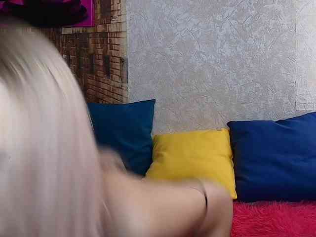GinaGinaLove webcam