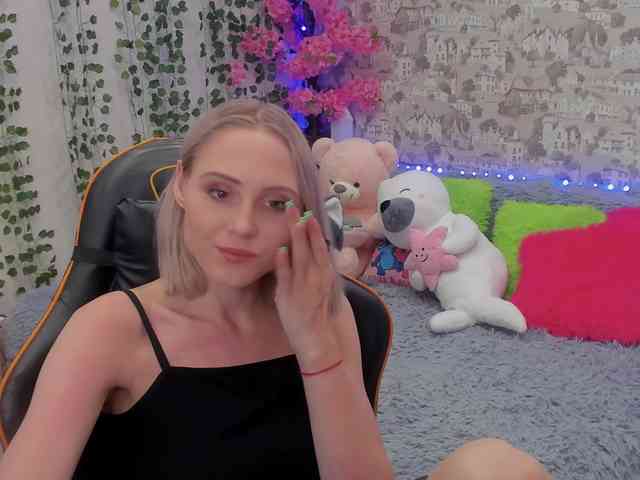 GinaGinaLove webcam