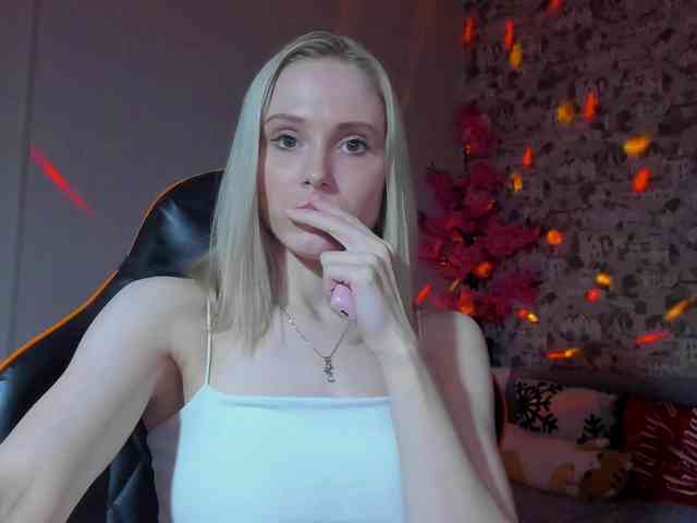 GinaGinaLove webcam