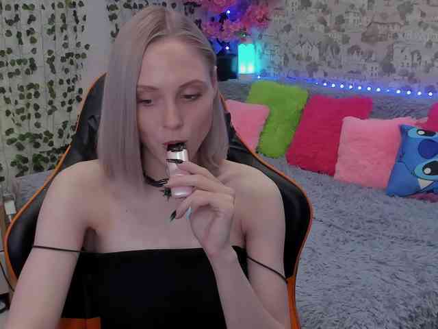 GinaGinaLove webcam