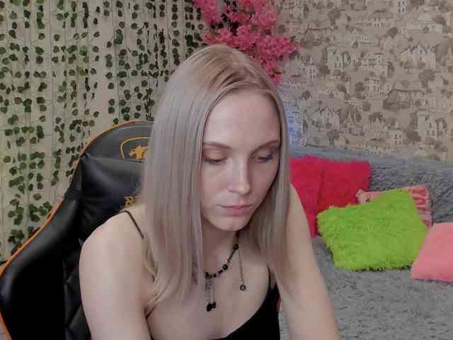 GinaGinaLove webcam