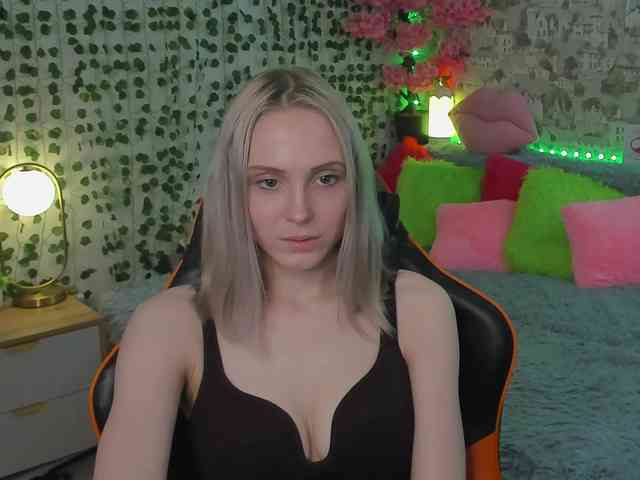 GinaGinaLove webcam