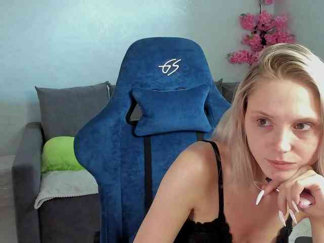 GinaGinaLove webcam
