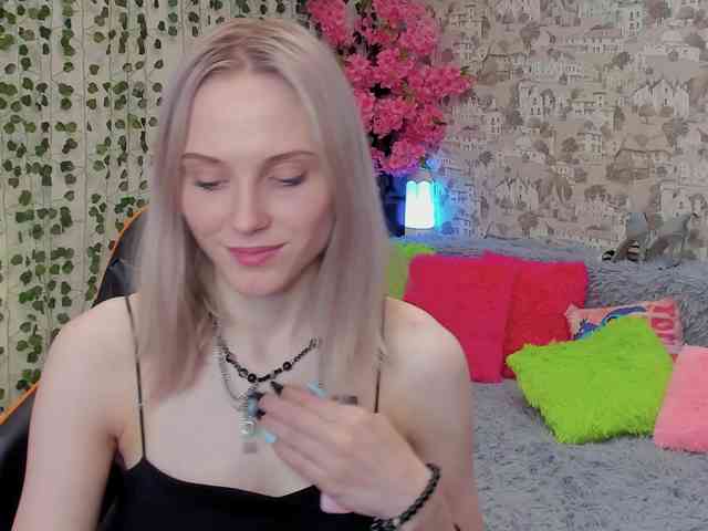 GinaGinaLove webcam