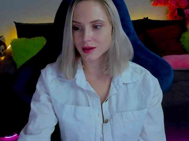 GinaGinaLove webcam