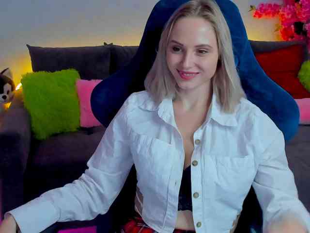 GinaGinaLove webcam