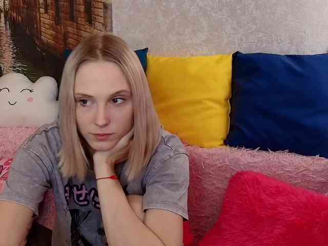 GinaGinaLove webcam