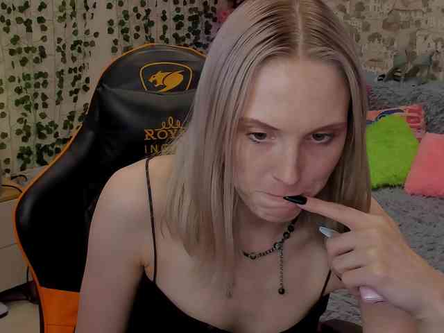 GinaGinaLove webcam