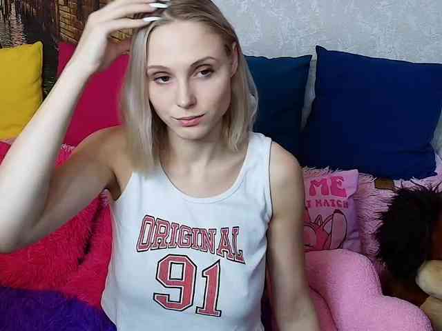 GinaGinaLove webcam
