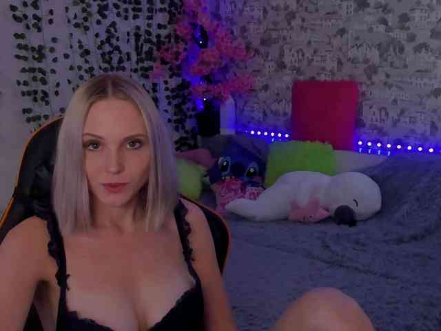 GinaGinaLove webcam