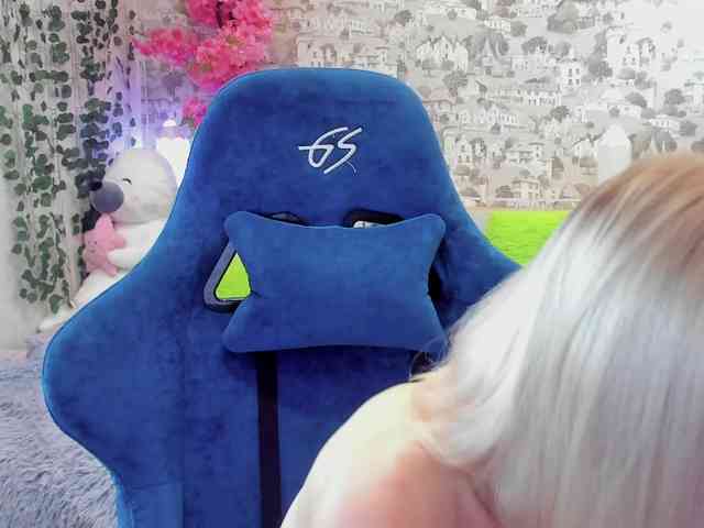 GinaGinaLove webcam