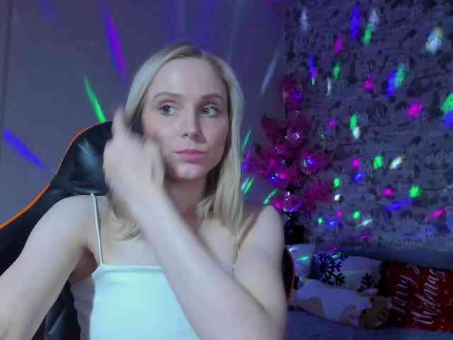 GinaGinaLove webcam