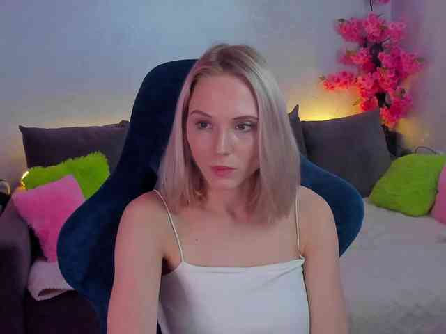 GinaGinaLove webcam