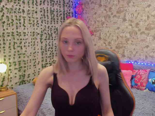 GinaGinaLove webcam