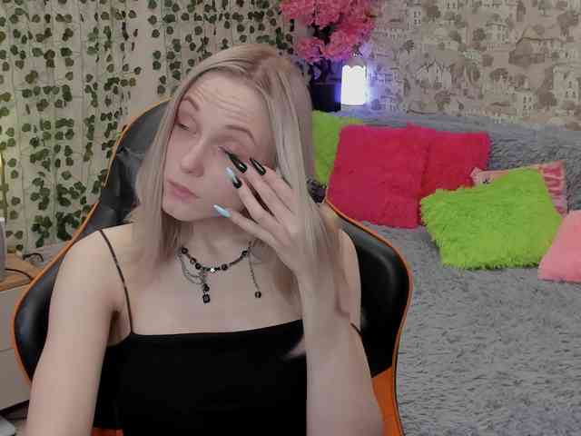 GinaGinaLove webcam