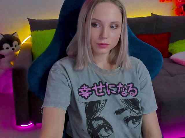 GinaGinaLove webcam