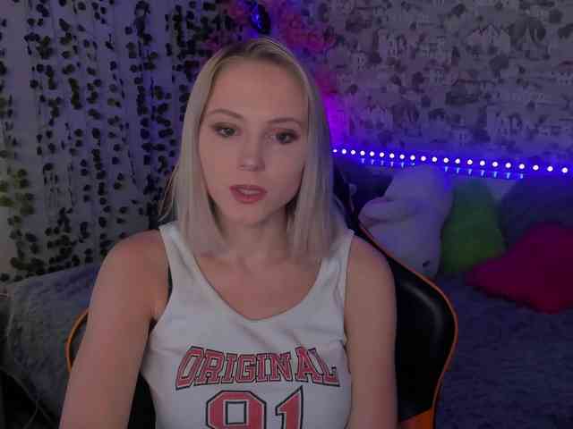 GinaGinaLove webcam