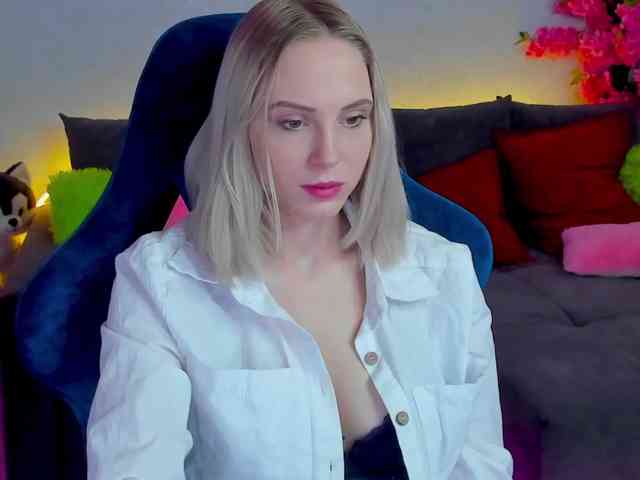 GinaGinaLove webcam