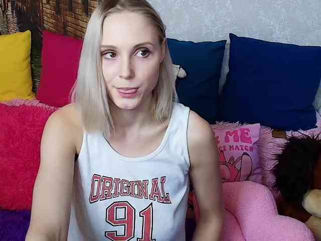 GinaGinaLove webcam