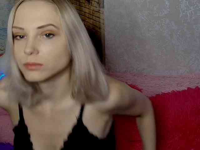 GinaGinaLove webcam