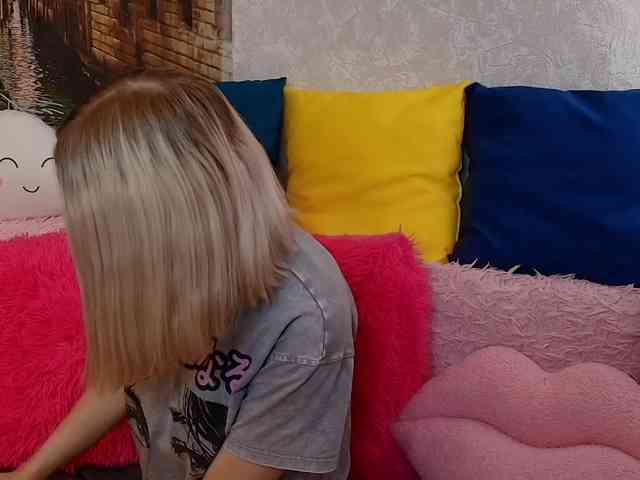 GinaGinaLove webcam