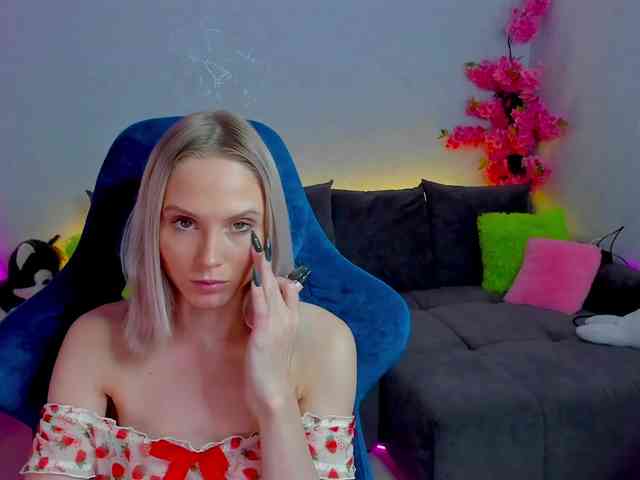 GinaGinaLove webcam