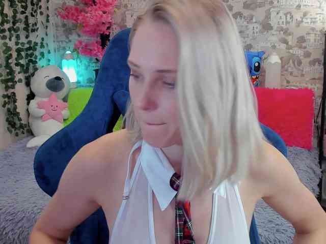 GinaGinaLove webcam