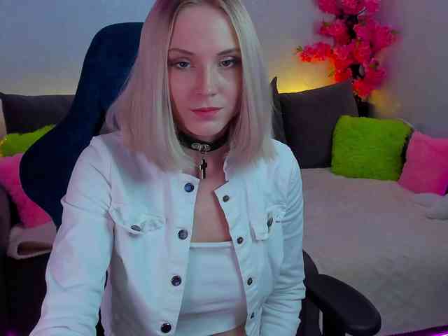 GinaGinaLove webcam