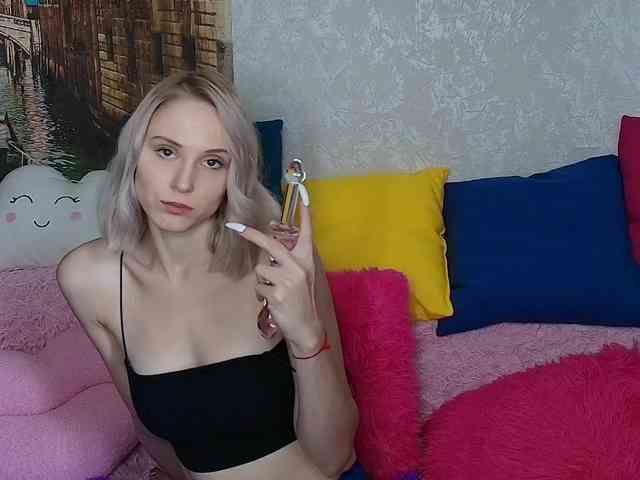 GinaGinaLove webcam