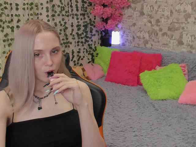 GinaGinaLove webcam