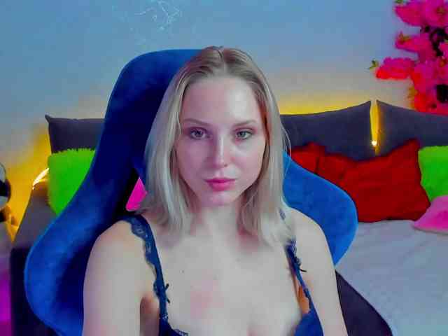 GinaGinaLove webcam