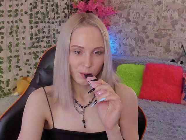 GinaGinaLove webcam