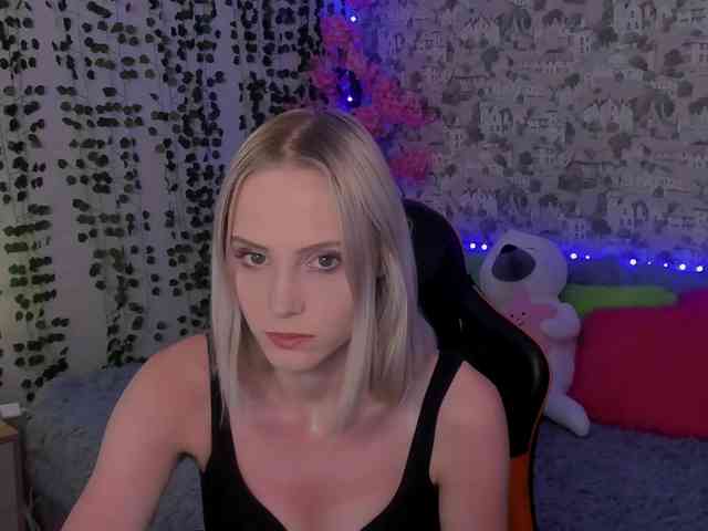 GinaGinaLove webcam