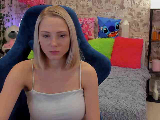 GinaGinaLove webcam