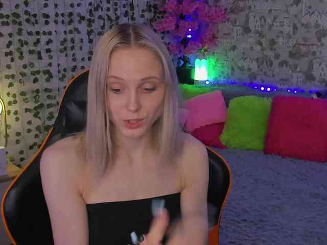 GinaGinaLove webcam