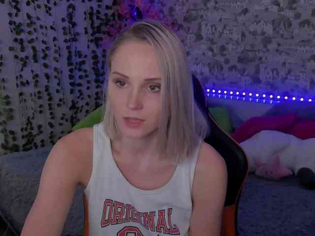 GinaGinaLove webcam