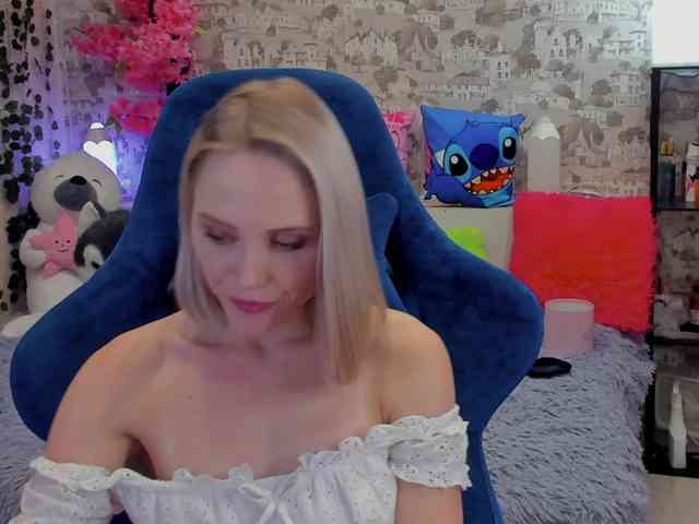GinaGinaLove webcam