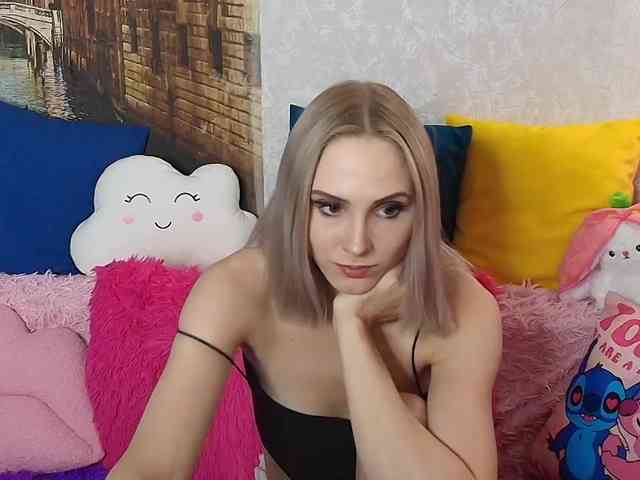 GinaGinaLove webcam