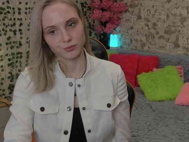 GinaGinaLove webcam