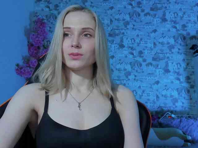 GinaGinaLove webcam