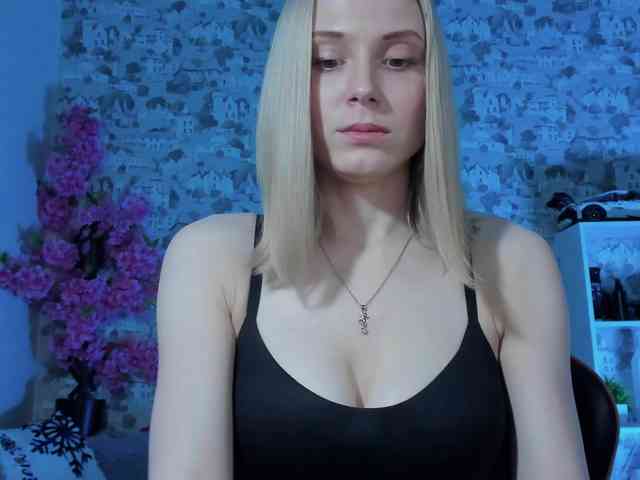 GinaGinaLove webcam