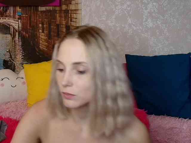 GinaGinaLove webcam