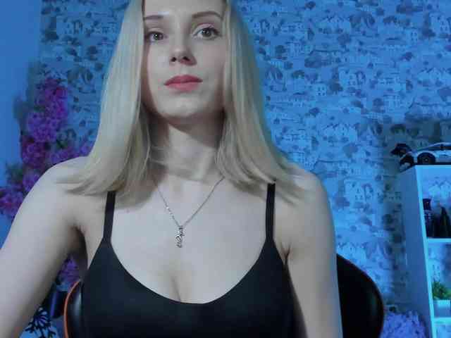 GinaGinaLove webcam
