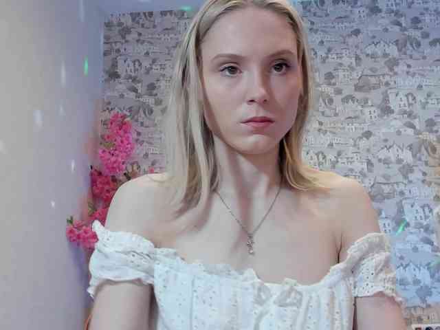 GinaGinaLove webcam